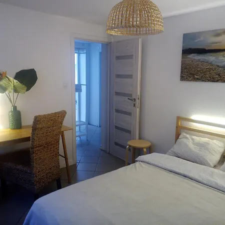 Ul.powstania Wielkopolskiego 18 *