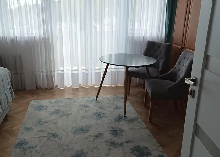 Апартаменти Ul.powstania Wielkopolskiego 18 Гдиня